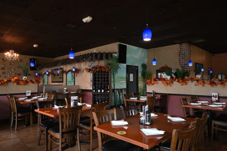 Don Ramon Cuban Cuisine restaurant Interior in Wellington, FL